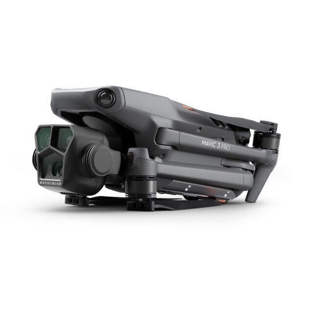 DJI Mavic 3 Pro (Fly More Combo) - Image 3