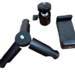 GoPro (accessory tripod + head + double hole clip)