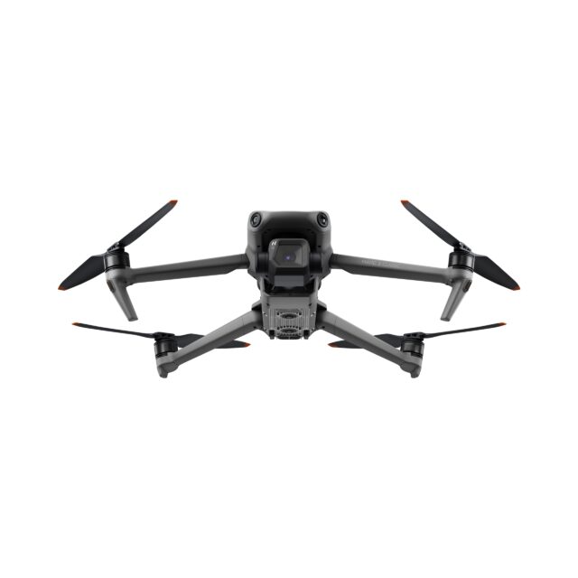 DJI Mavic 3 Classic (Fly More Combo) - Image 6