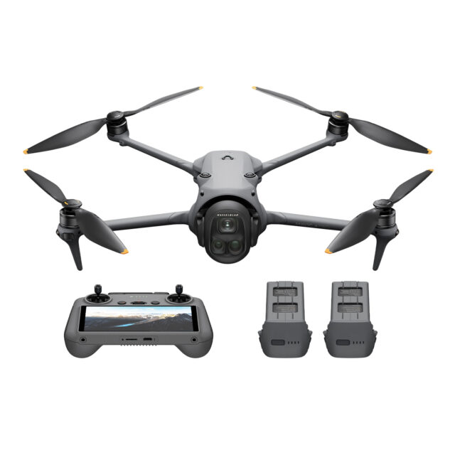 DJI Mavic 4 Pro (Fly More Combo)
