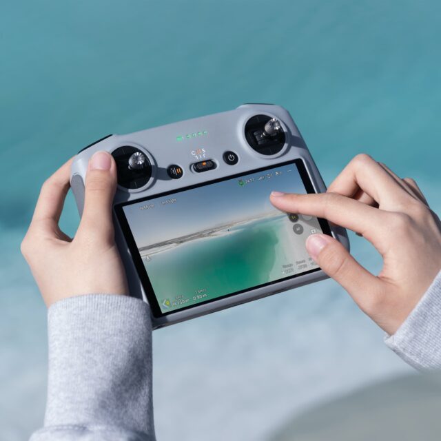 DJI RC (RM 330) - (Used) - Image 6