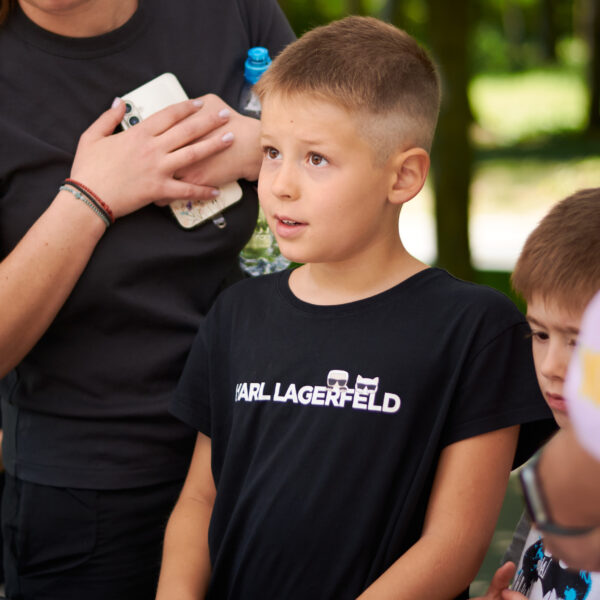 DroneFest 2026 la Chișinău — familii și copii participă la activități educative despre drone