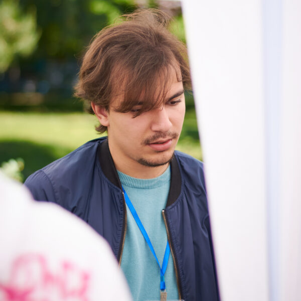 DroneFest 2026 la Chișinău — echipa organizatoare și participanții festivalului de drone