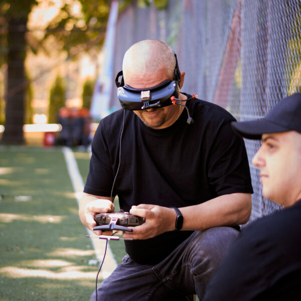 DroneFest 2026 la Chișinău — zboruri demonstrative cu drone pe terenul festivalului