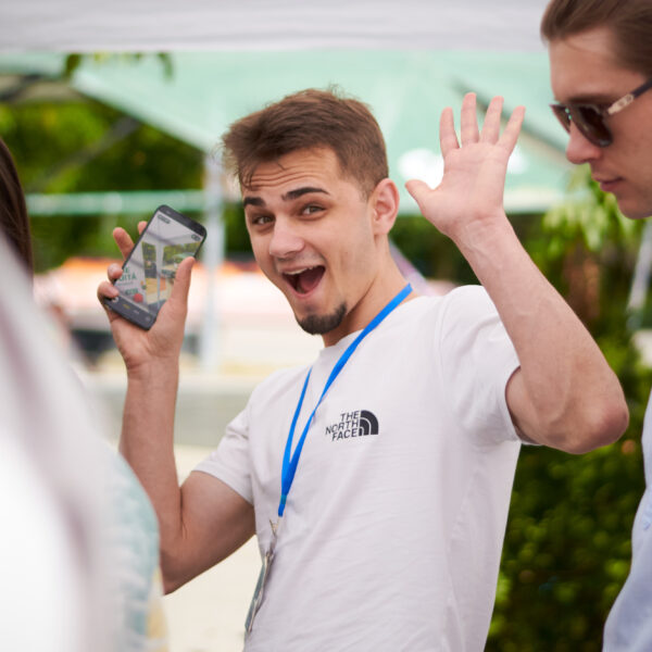 DroneFest 2026 la Chișinău — vizitatori la festivalul de drone și tehnologii UAV