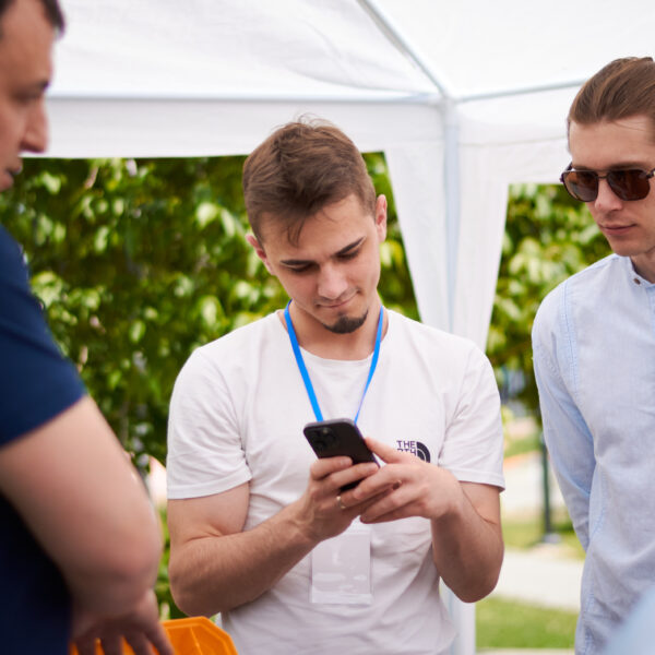 DroneFest 2026 la Chișinău — vizitatori la festivalul de drone și tehnologii UAV