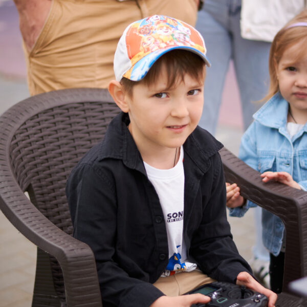 DroneFest 2026 la Chișinău — copii și tineri descoperă lumea dronelor și tehnologiilor moderne