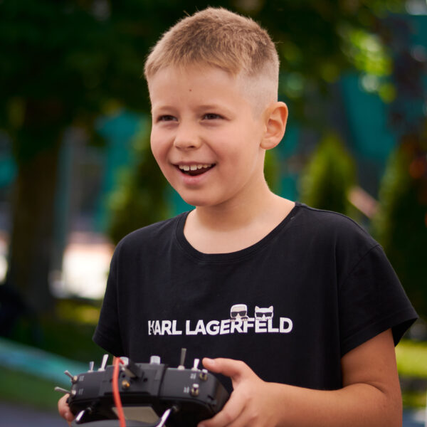 DroneFest 2026 la Chișinău — copii și tineri descoperă lumea dronelor și tehnologiilor moderne