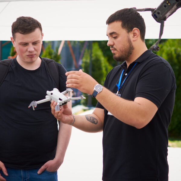 DroneFest 2026 la Chișinău — prezentare de drone DJI pentru filmare, fotografie și aplicații profesionale