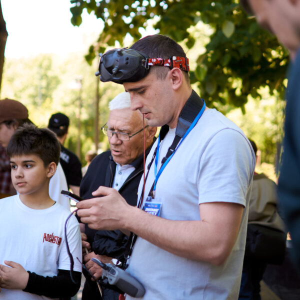 DroneFest 2026 la Chișinău — demonstrații FPV și prezentarea dronelor de mare viteză