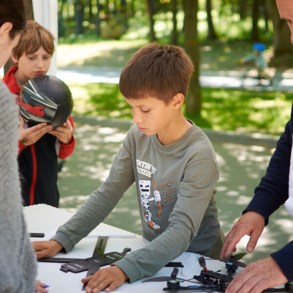 DroneFest 2026 la Chișinău — atmosferă de la festivalul dedicat dronelor și tehnologiilor moderne