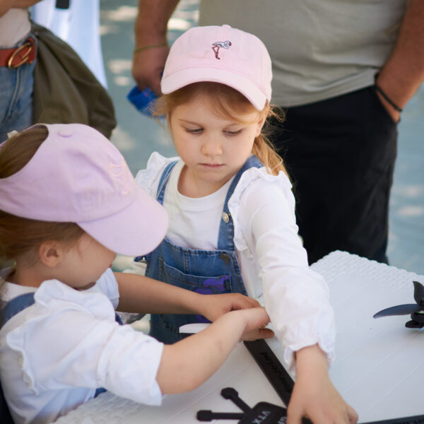 DroneFest 2026 la Chișinău — copii și tineri descoperă lumea dronelor și tehnologiilor moderne