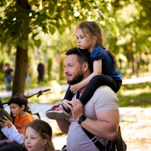 DroneFest 2026 la Chișinău — vizitatori la festivalul de drone și tehnologii UAV