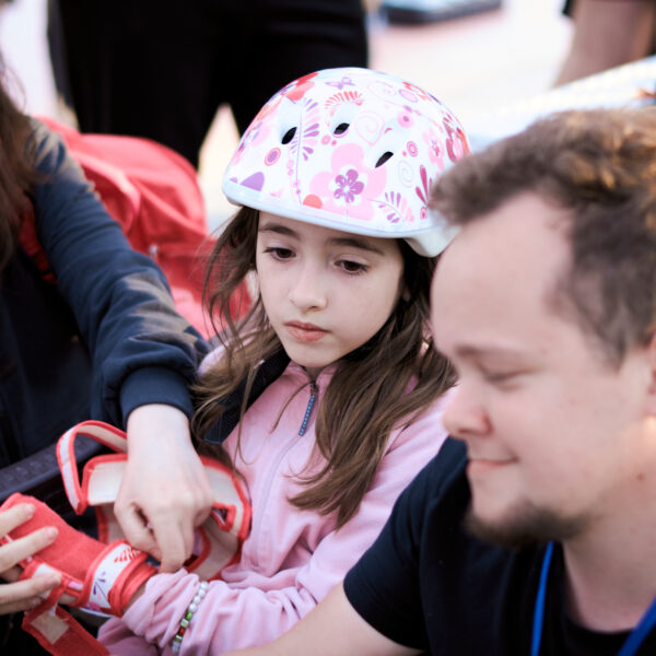 DroneFest 2026 la Chișinău — copii și tineri descoperă lumea dronelor și tehnologiilor moderne